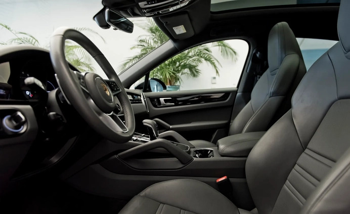 Porsche Cayenne cena 449000 przebieg: 15100, rok produkcji 2021 z Wolsztyn małe 326